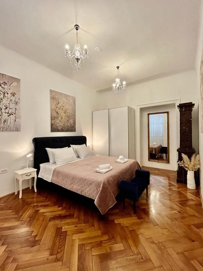 Lux Apartmans Apartment Pula Exterior photo